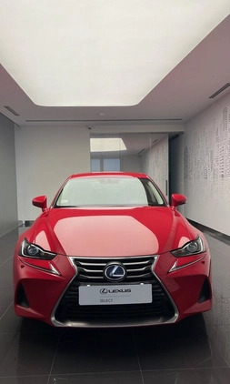 Lexus IS cena 109900 przebieg: 82170, rok produkcji 2016 z Zalewo małe 172